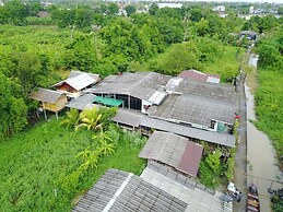 Cast Away  Homestay