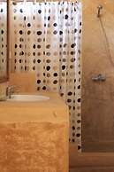 Casa Umoja Guesthouse