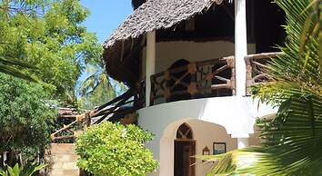 Casa Umoja Guesthouse