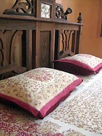 Casa Umoja Guesthouse