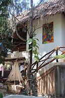 Casa Umoja Guesthouse