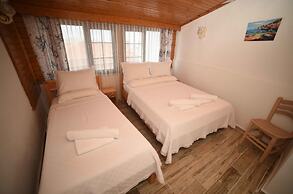 Bozcaada Lara Hotel