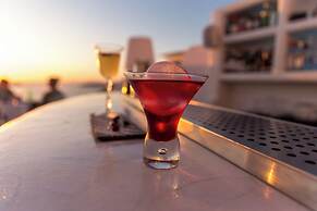 Athina Aperto Suites