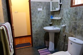 Manel Guesthouse