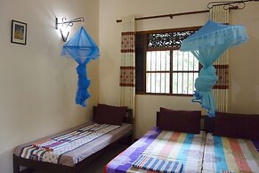 Manel Guesthouse