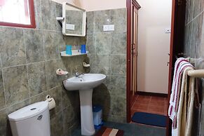 Manel Guesthouse