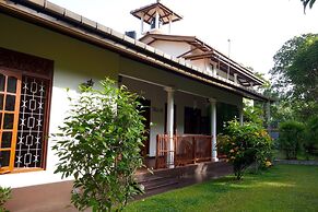 Manel Guesthouse