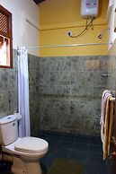 Manel Guesthouse