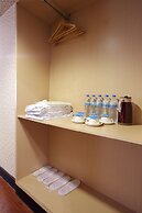 Chiayi Crown Hotel