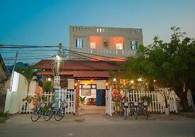 Cua Dai Beach Homestay