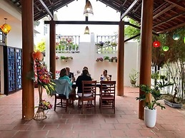 Cua Dai Beach Homestay