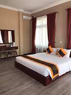 Royal Airstrip Hotel