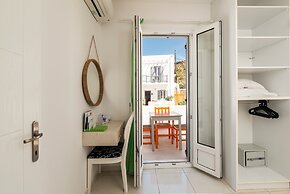Artemoula's Studios