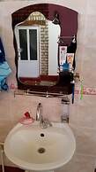 Payraviy Guest House - Hostel