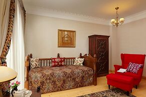 Bogdarnya Hotel by KEYDOM