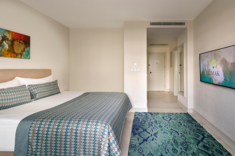 Limak Cyprus Deluxe Hotel - All Inclusive