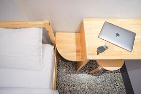 World Inn - Hostel