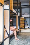 World Inn - Hostel