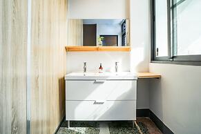 World Inn - Hostel