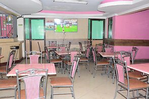 Starehe link hotel