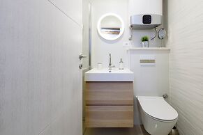 Apartments & Rooms Tiramola