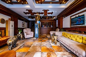Reis Royal Hotel