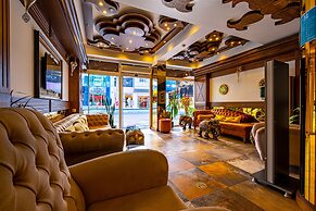 Reis Royal Hotel