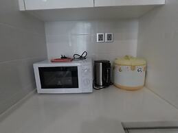 3R2B Seaview Condo