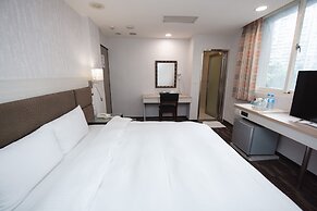 Junli Hotel