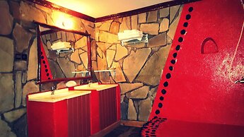 Le Bambou Gorilla Lodge