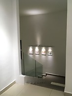 Lux Desaru Villa