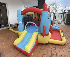 Lux Desaru Villa