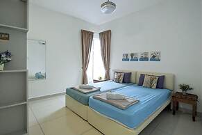 Lux Desaru Villa
