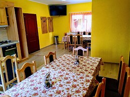 Venesis House