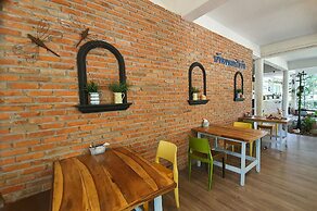Ginger Bread House - Pet Lover Resort