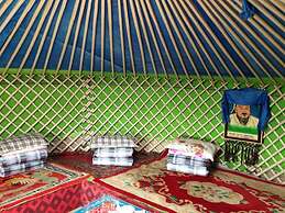 Xanadu yurts