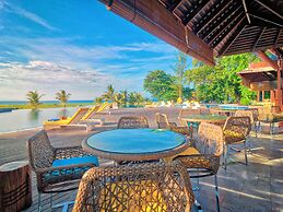 Borneo Eagle Resort
