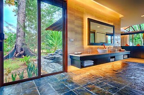 Borneo Eagle Resort