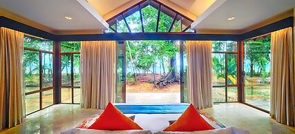 Borneo Eagle Resort