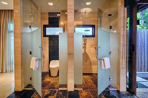 Borneo Eagle Resort