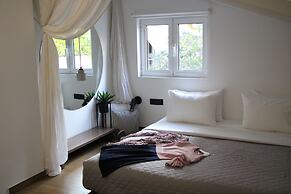 Athens Flair Suites