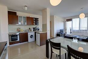 Lighthouse Luxe Estate Apart & Villas