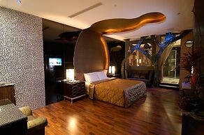 Romantic Code Motel