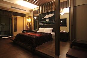 Romantic Code Motel
