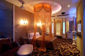 Romantic Code Motel