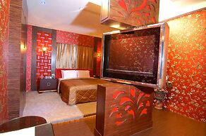 Romantic Code Motel