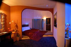 Romantic Code Motel