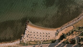Calma Beach Hotel
