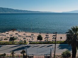 Calma Beach Hotel