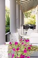 Calma Beach Hotel